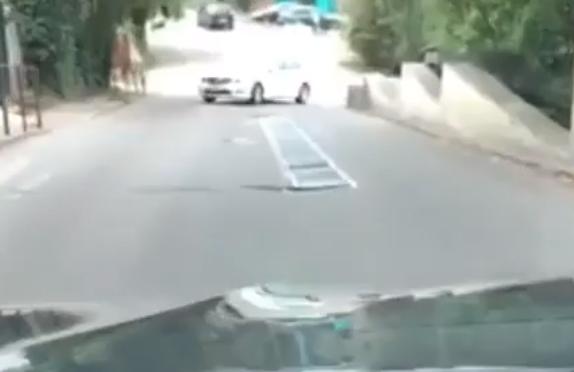 Пятигорчане возмущены состоянием улицы Парковой: видео